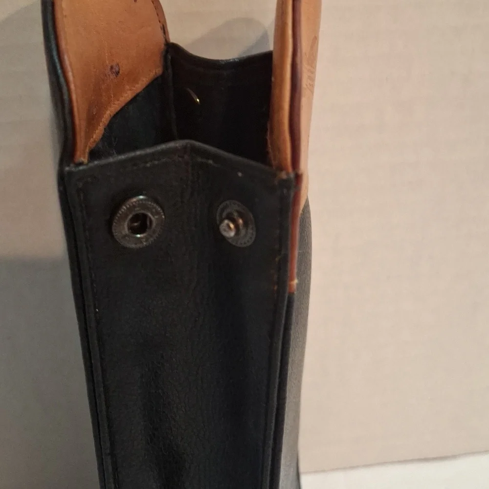 Perry Ellis case - Picture 3 of 6